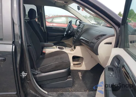 2016 Dodge Grand Caravan Sxt z USA, uszkodzony, nr VIN 2C4RDGCG2GR318070